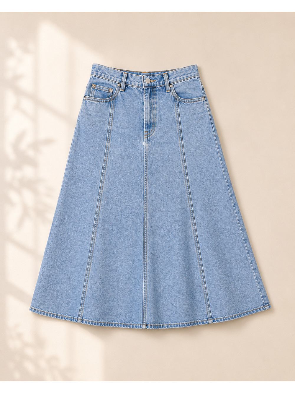 Levi's Women's midi Denim Skirt Hemmed Size 25 - Picture 2 of 6